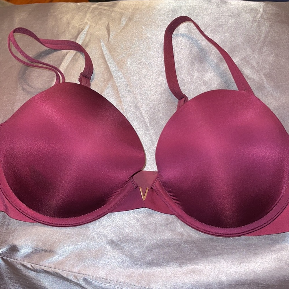 Victoria Secret Push Up Bra